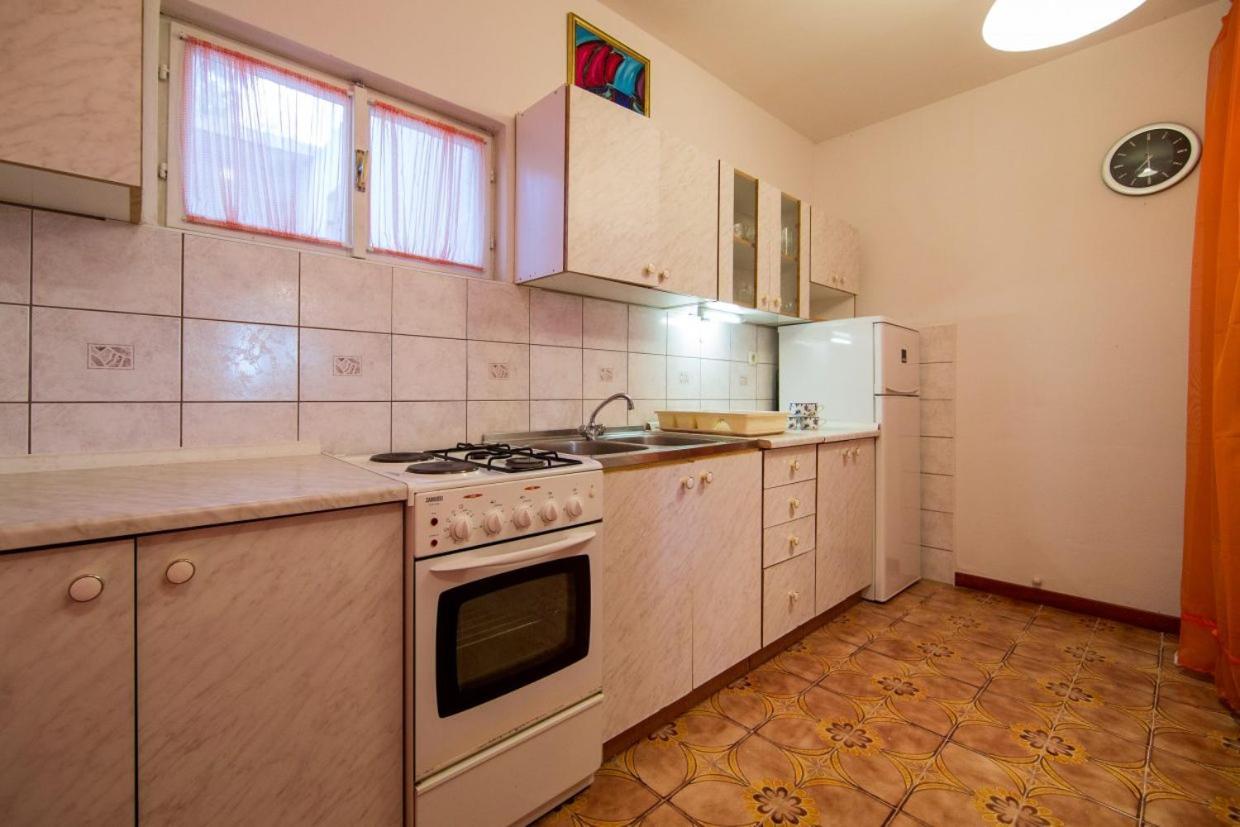 Silver Beach Apartments فيس المظهر الخارجي الصورة